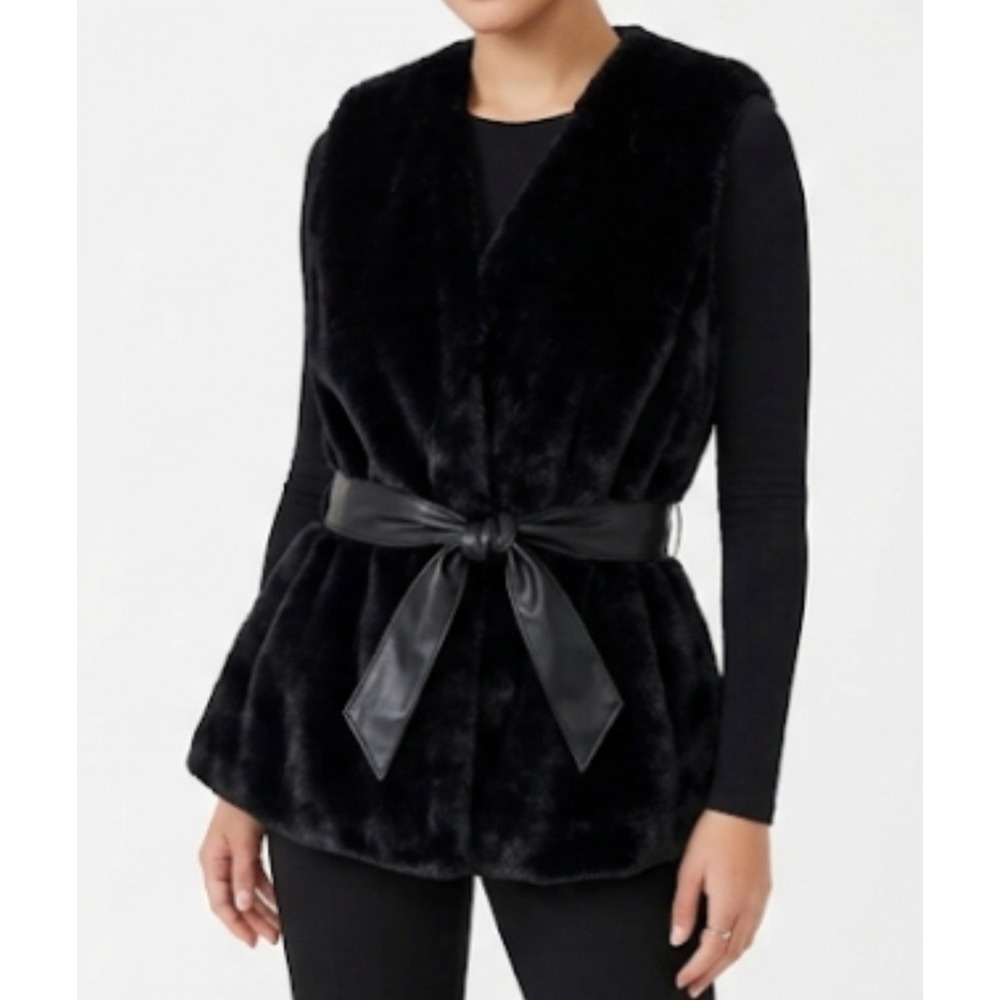 Zac&Rachel black faux fur sleeveless vest a stylish faux leather tie belt Sz M
